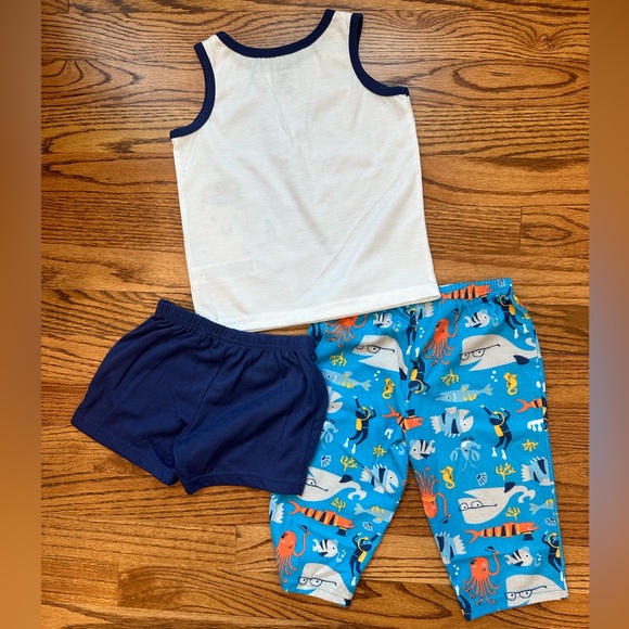 Carter’s - 3-piece Pajama Set - Picture 4 of 4